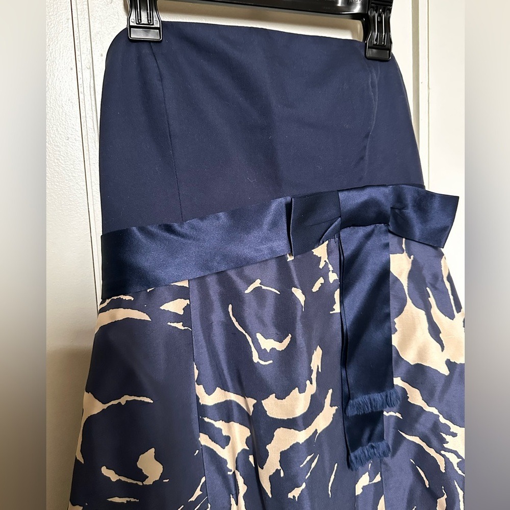 J.Crew Silk Strapless Dress Fit & Flare Navy Floral Bow Preppy Semi Formal 2 - Picture 4 of 10